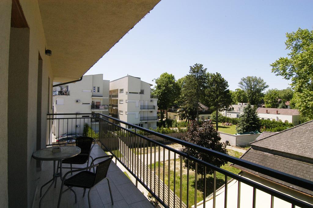 Hotel Corso Siófok Habitación foto